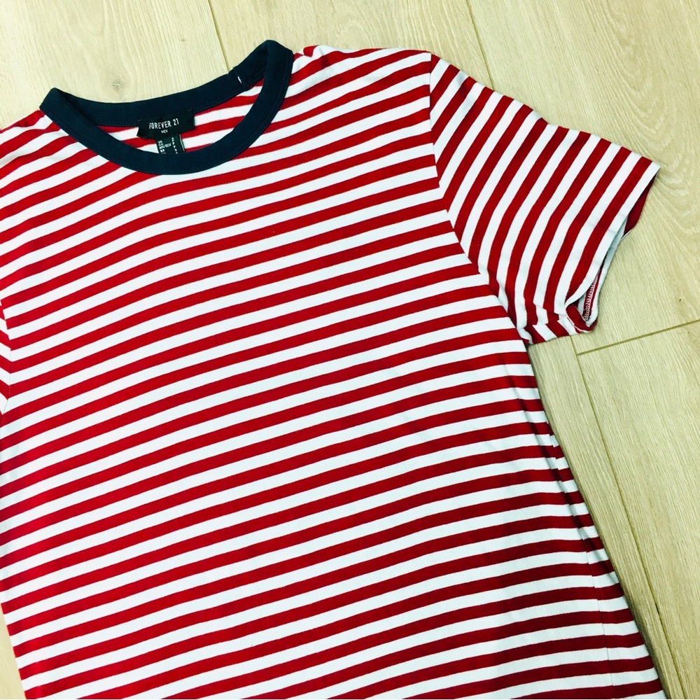 Red White Striped Tee shirt Black Trim patriotic July nautical summer striped
